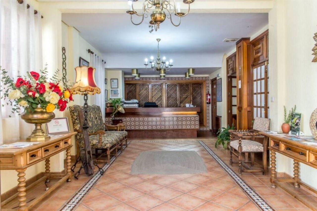 Hotel Sierra De Αραθένα Εξωτερικό φωτογραφία