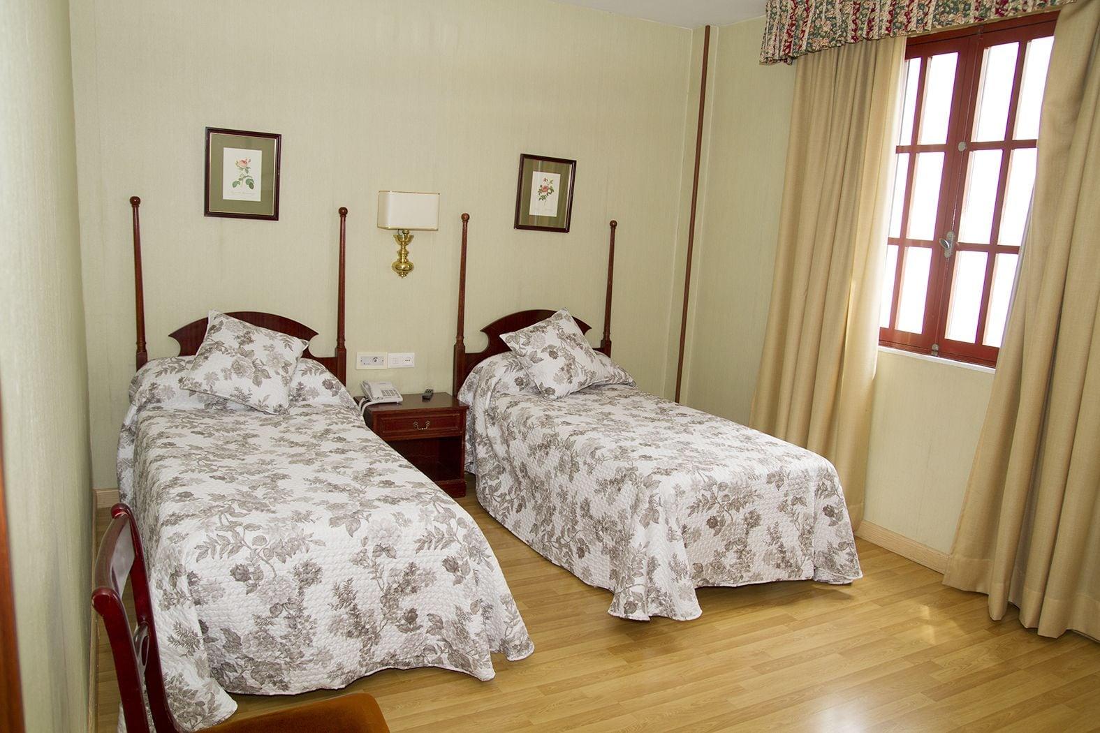 Hotel Sierra De Αραθένα Εξωτερικό φωτογραφία
