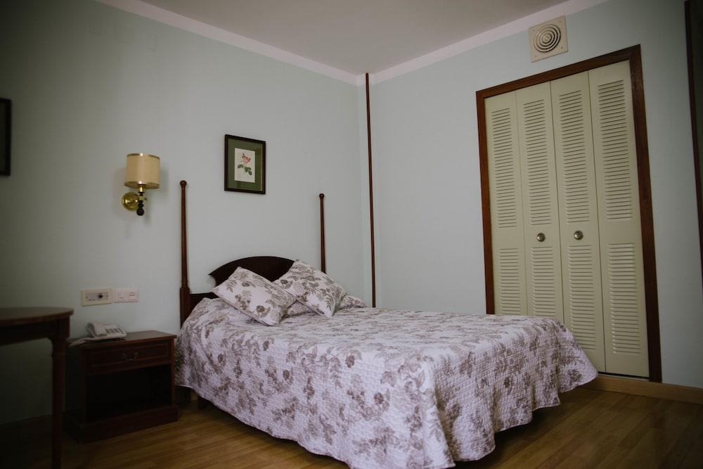 Hotel Sierra De Αραθένα Εξωτερικό φωτογραφία