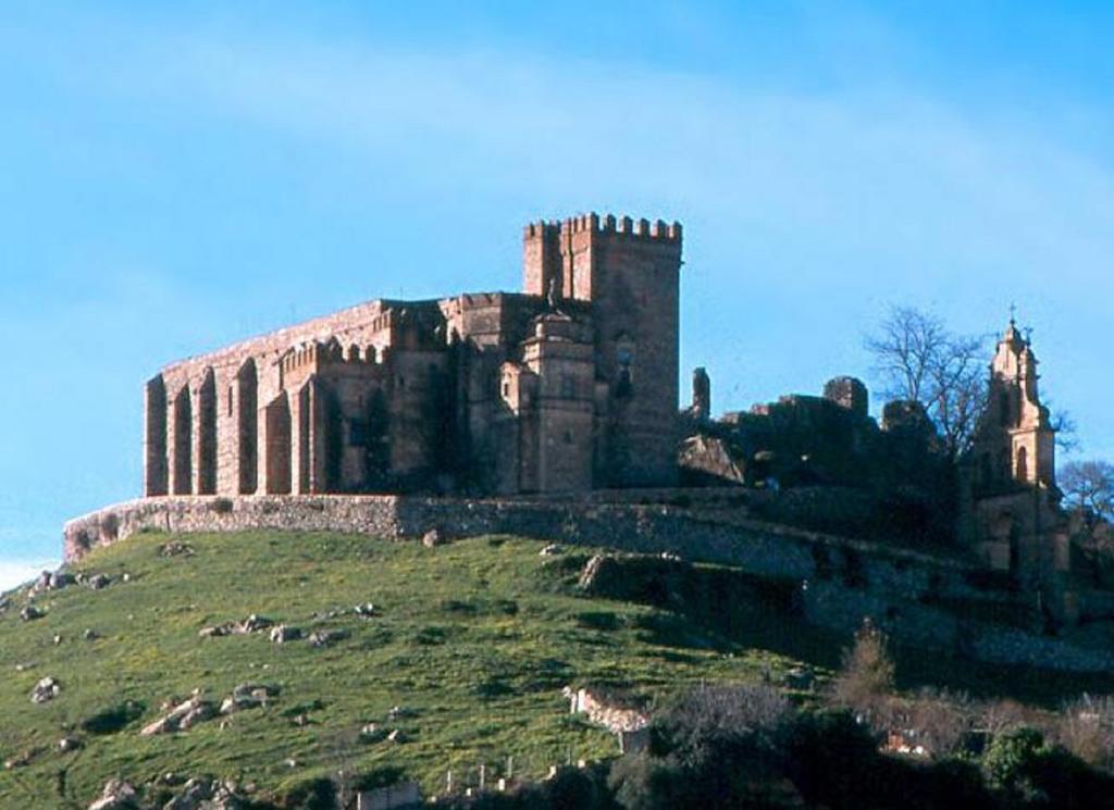 Hotel Sierra De Αραθένα Εξωτερικό φωτογραφία