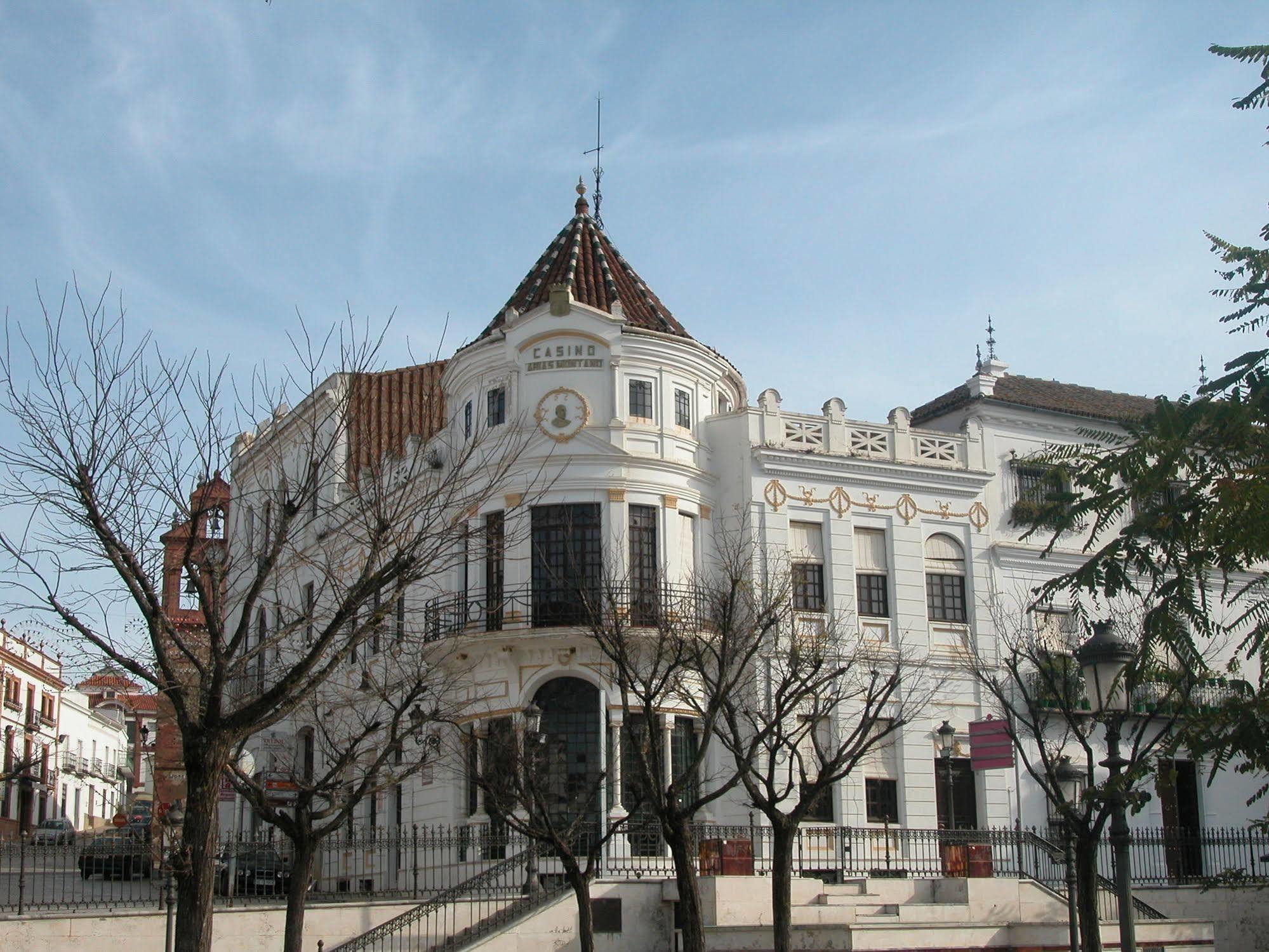 Hotel Sierra De Αραθένα Εξωτερικό φωτογραφία
