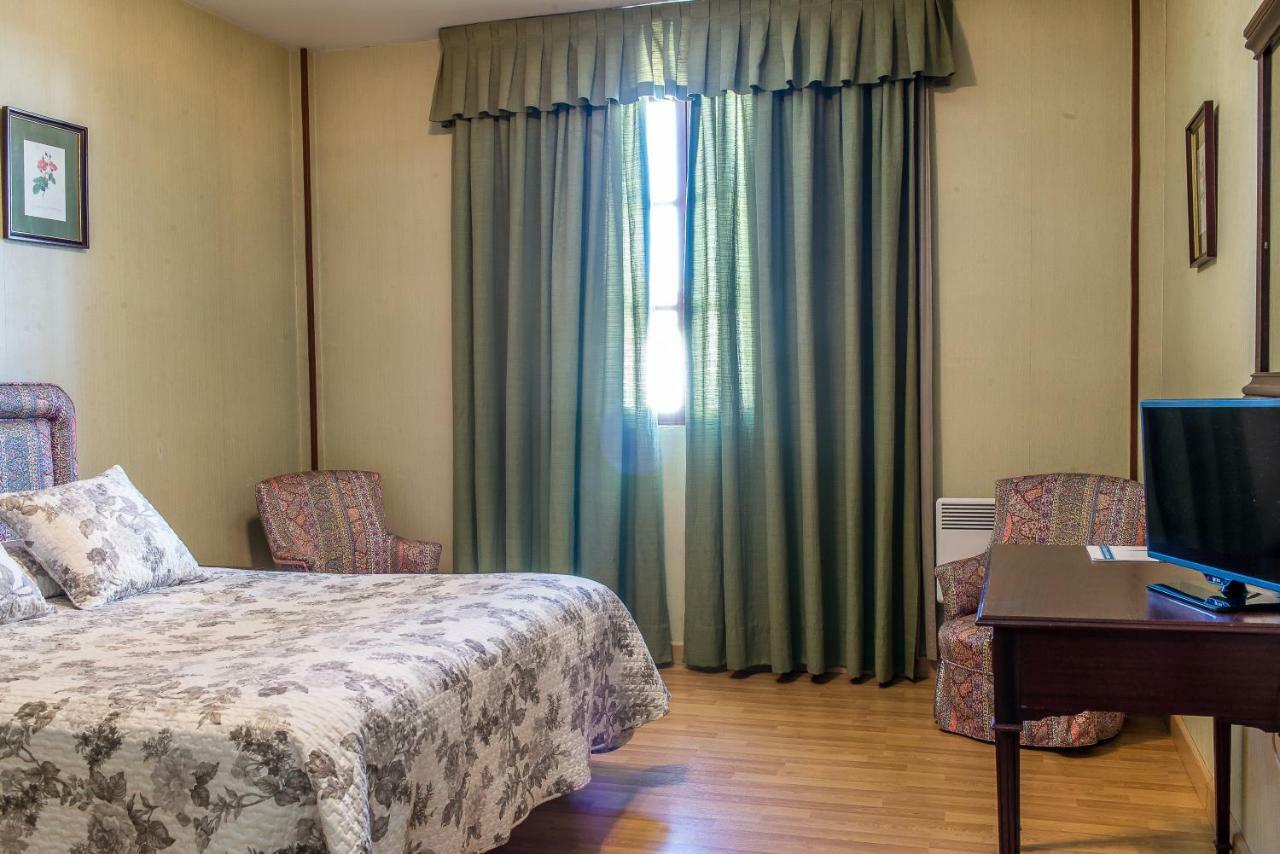 Hotel Sierra De Αραθένα Εξωτερικό φωτογραφία