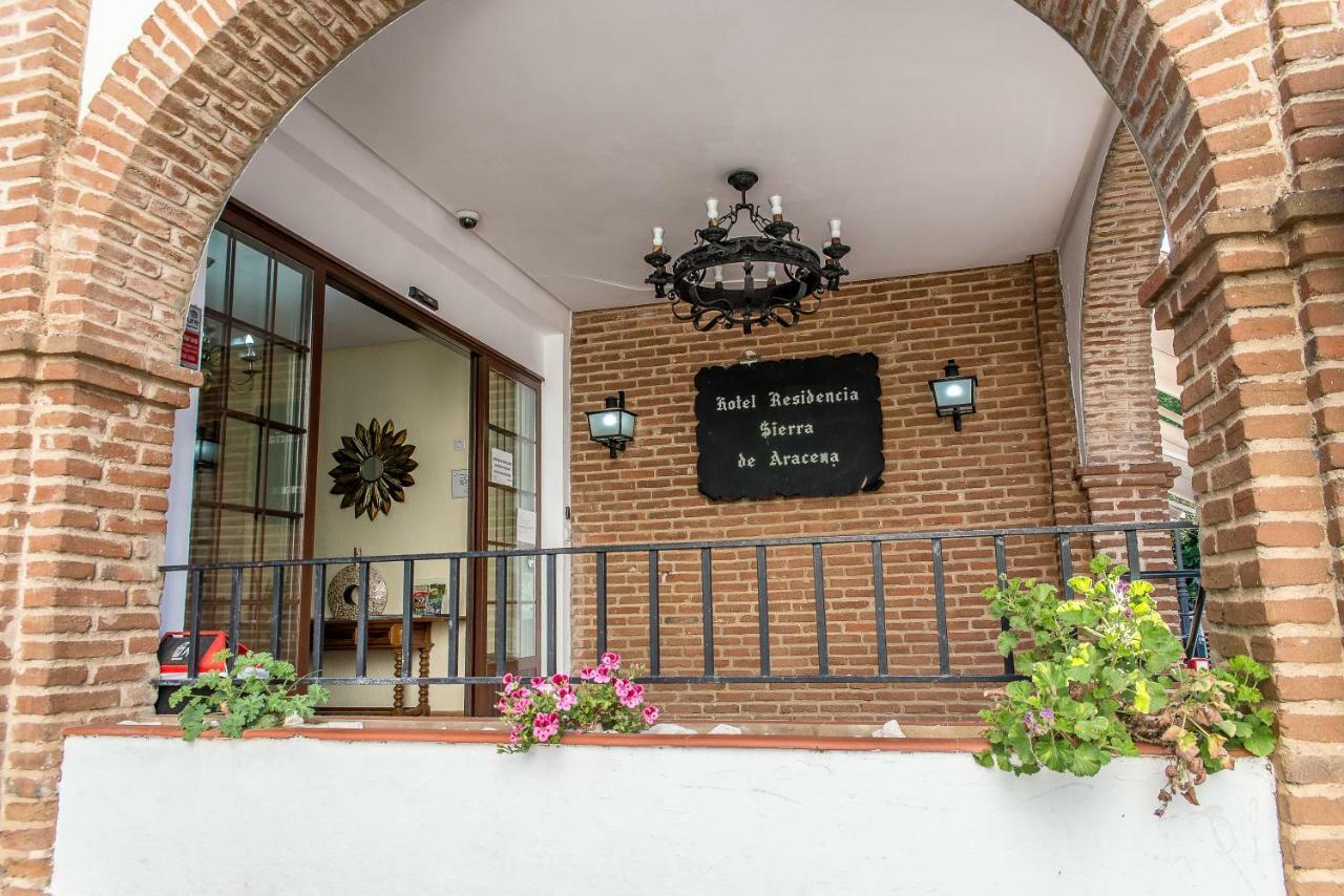 Hotel Sierra De Αραθένα Εξωτερικό φωτογραφία