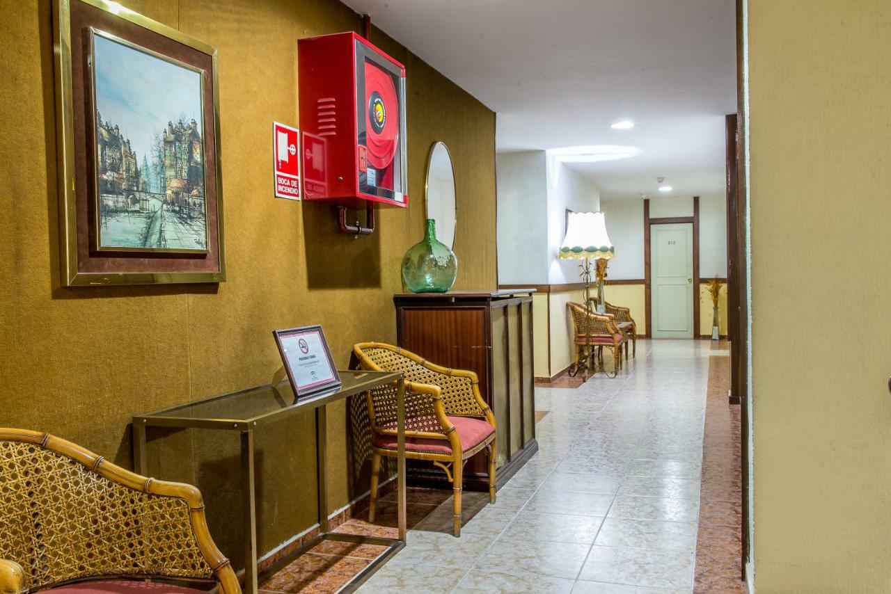 Hotel Sierra De Αραθένα Εξωτερικό φωτογραφία